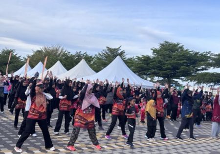 Hari Sukan Negara Peringkat Daerah Tanah Merah Tahun 2025 Disambut dengan Penuh Meriah